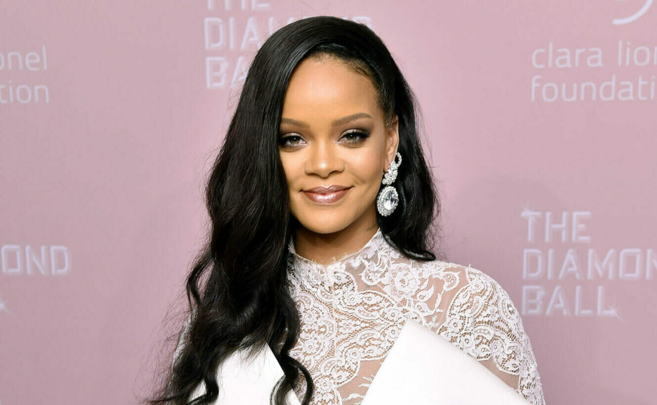 Rihanna partners with biggest luxury group, LVMH for her luxury brand "Fenty"